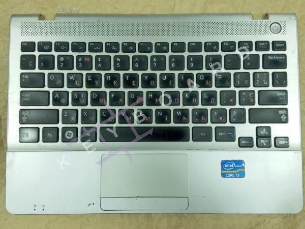 Верхня частина Samsung NP300U1A